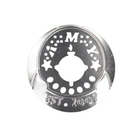 14cm átmérőjű díszítő tálca hamutálcákhoz.